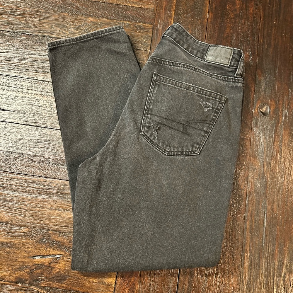 American Eagle Outfitters Comfort Stretch Waistband Black Mom Straight Jeans - Picture 2 of 11